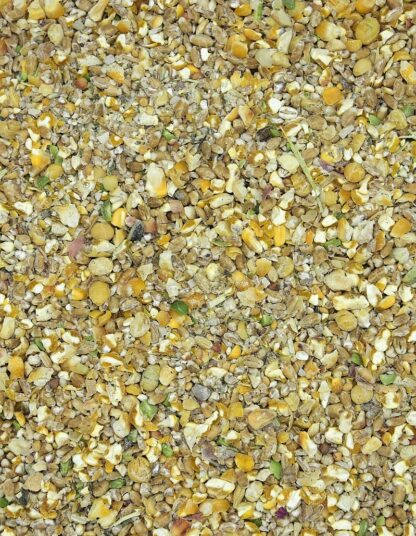 HRANĂ PENTRU GĂINI OUĂTOARE „HAPPY HEN” cu ierburi uscate -MDM KN 25 kg